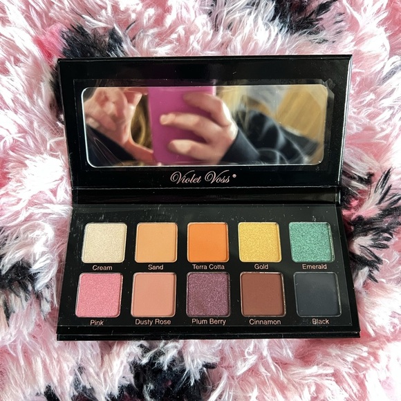 Eyeshadow Palette Bundle - Picture 4 of 11